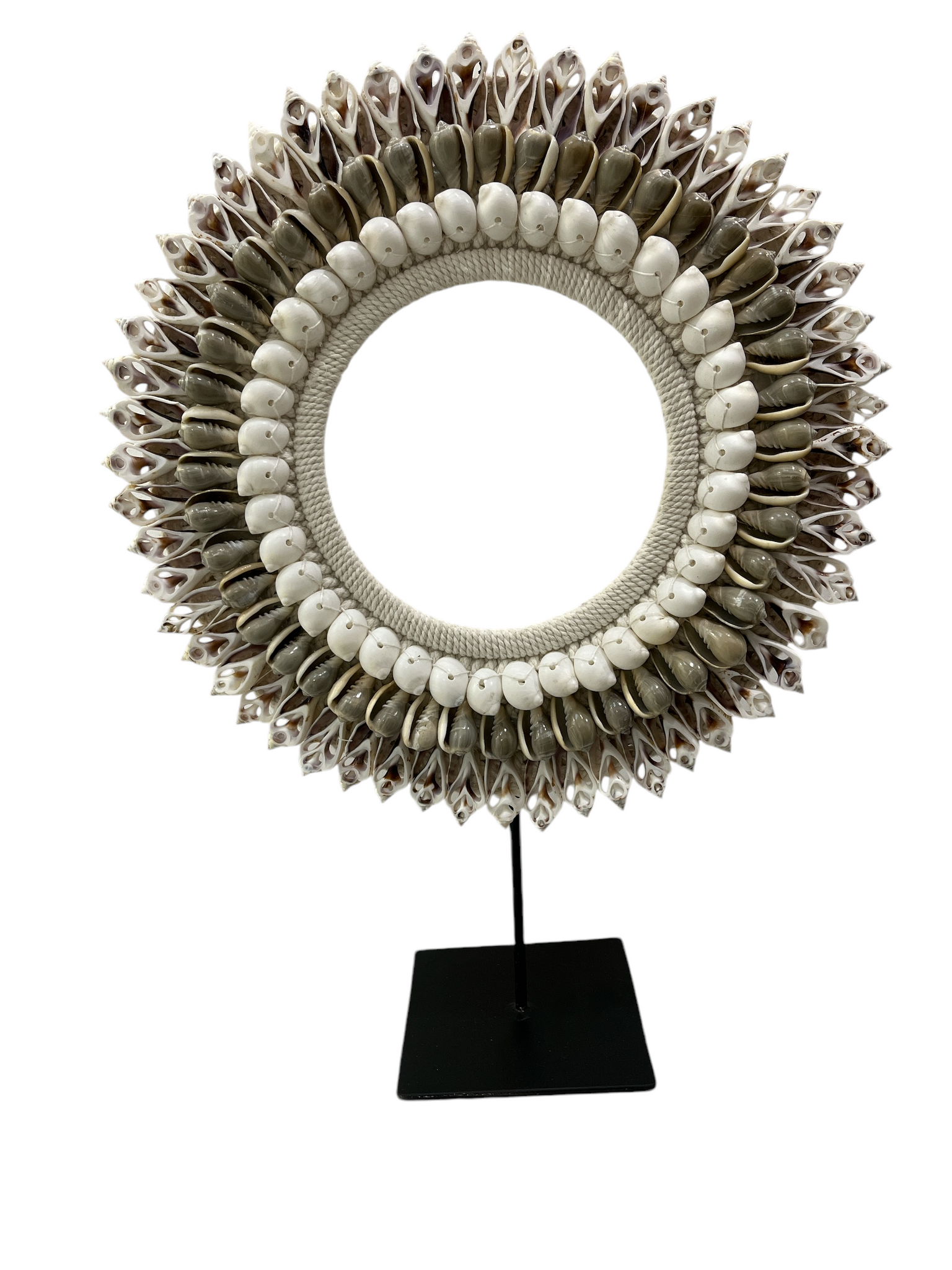 Shell Necklace on Stand (Natural)